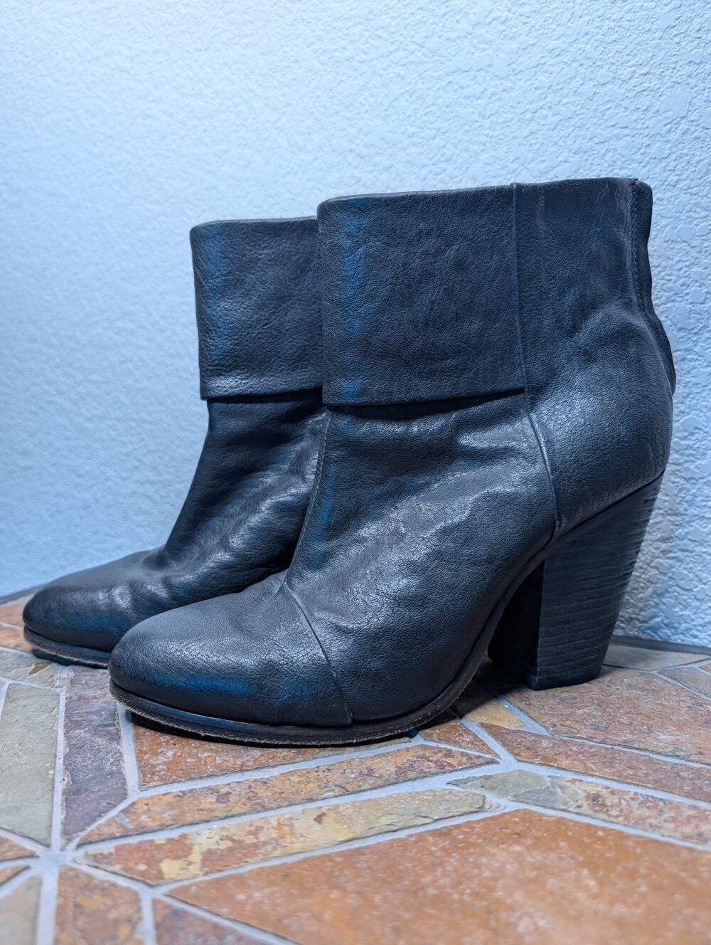 Rag & Bone Classic Newbury Black Leather Heeled Ankle Boots 38.5 Designer Chic